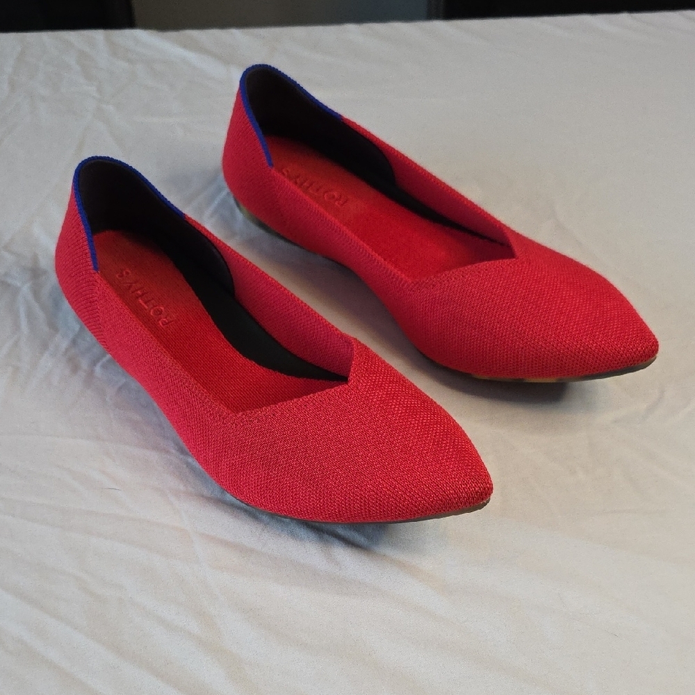 Rothy's The Point Red Flats with Pointed Toe and Slip-On Design Women's Sz 10.5
